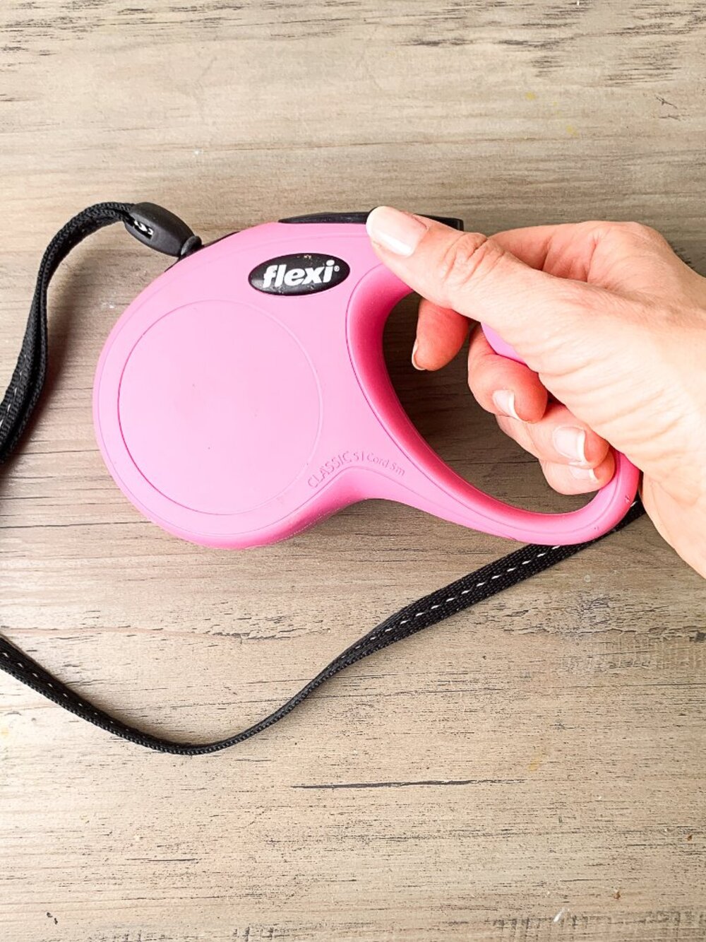 Pink Flexi Leash for Medium Size Dogs. Cord Lead.. 16 feet. Good Condition.